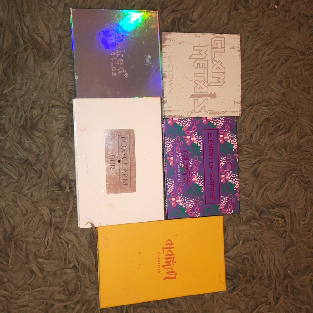 BUNDLE 5 BOXY CHARM EYESHADOW PALLETS